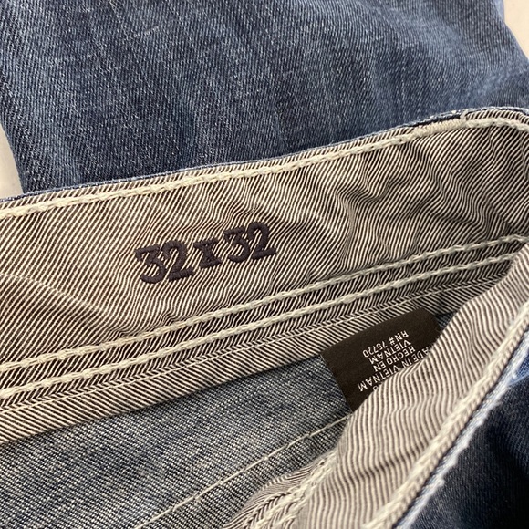 BUCKLE BKE jeans dark wash light stitching size 32 x 32 - Picture 3 of 8